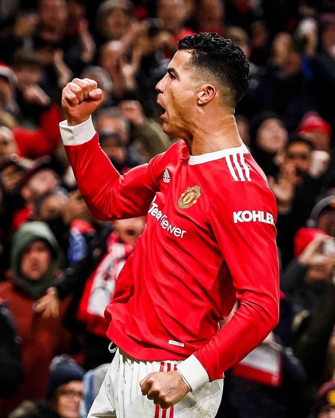 C罗赛事官方发布回归赛场新规，拜仁争议不断！